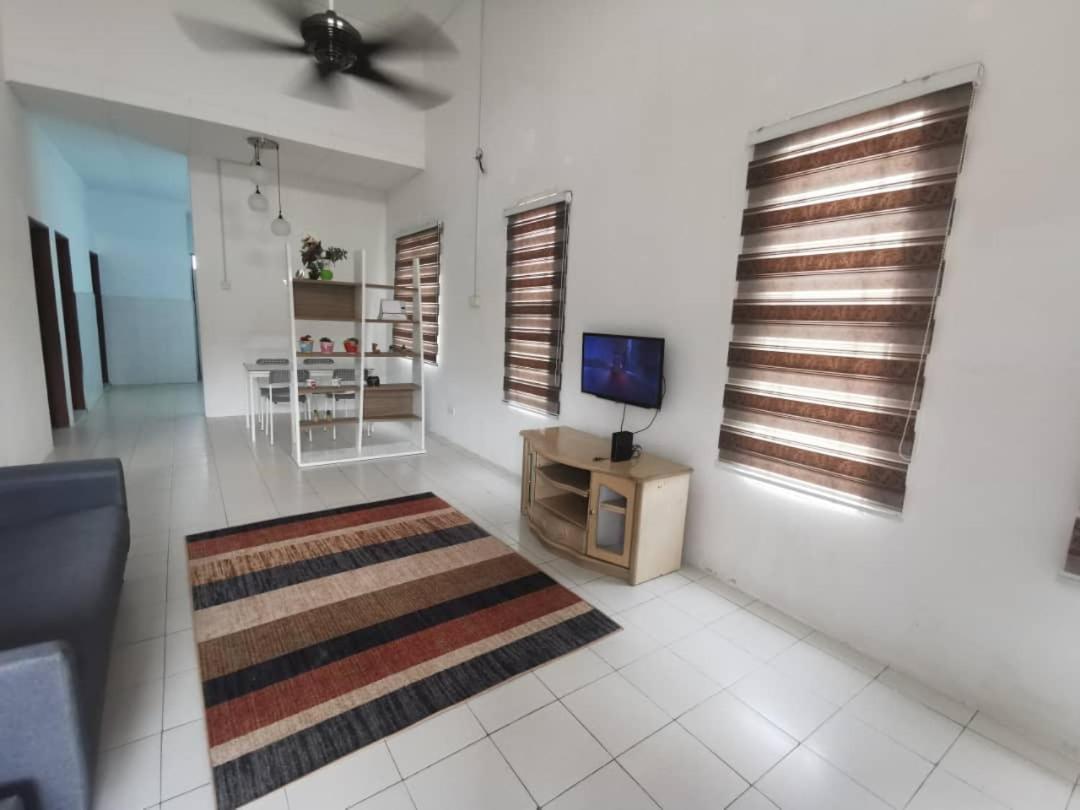As'Cattleya Homestay Sepang Exterior photo